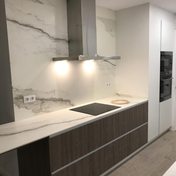 materials-llobregat-cocina-abierta-al-comedor-sarria3