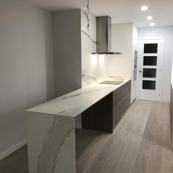 materials-llobregat-cocina-abierta-al-comedor-sarria5